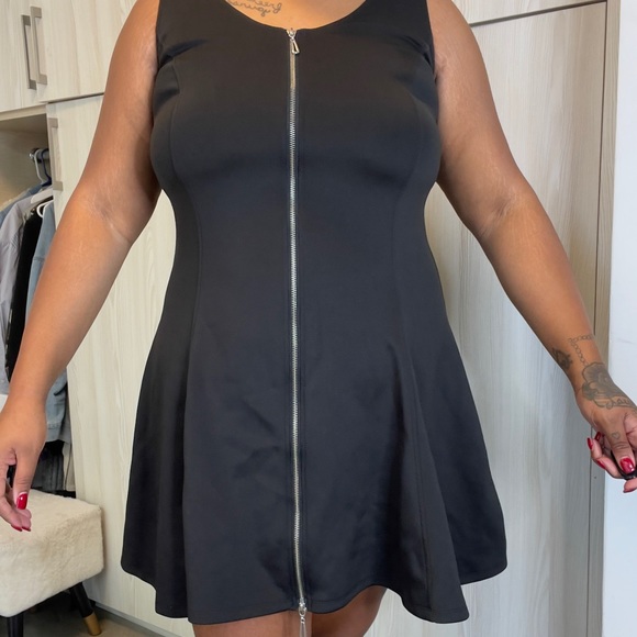 Black Zipper Dress - Picture 6 of 6